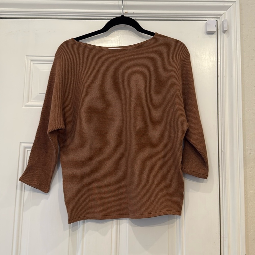 R Label The Reset Ribbed 3/4 Sleeve Pullover